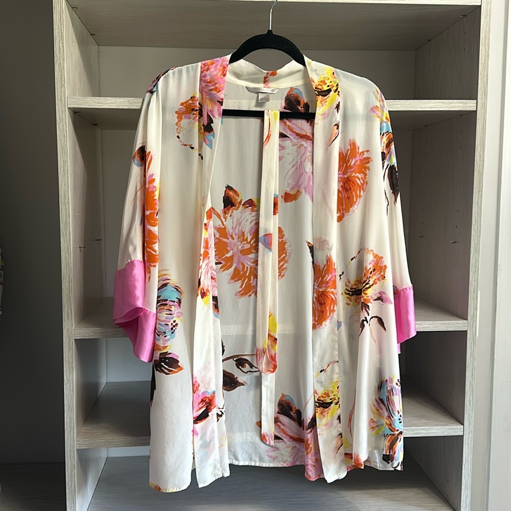 Victoria’s Secret Floral Robe, Size M/L